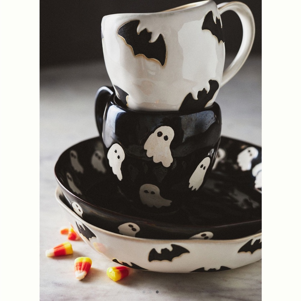 🦇SET Anthropologie Vida Icon Mugs Halloween Bat Ghost NEW Set Of 2 Mugs